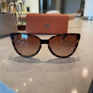 Tory Burch Packable/Foldable Sunglasses